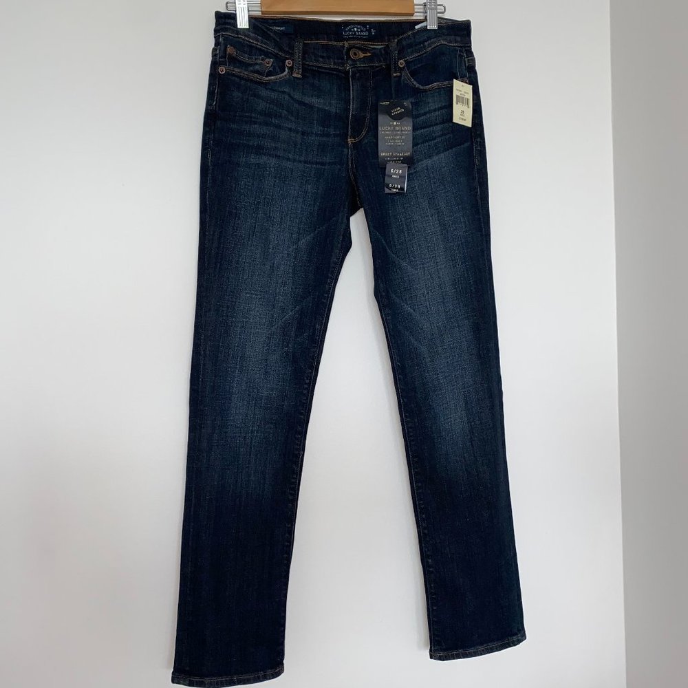 Lucky Brand Sweet Straight Jeans size 6 fits like 8 woman mid rise slim straight